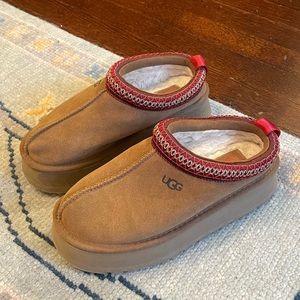 Ugg Tazz Suede Mule Slippers - Chesnut - Size 6